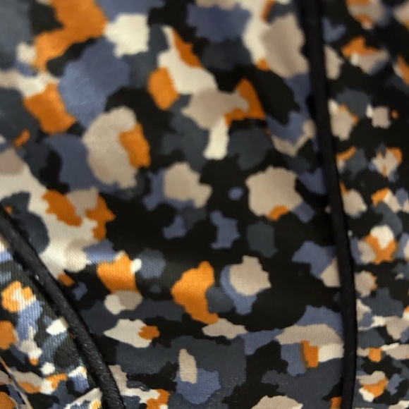 BCBG MaxAzria bodycon 3/4 sleeve dress, size XS - Picture 3 of 4